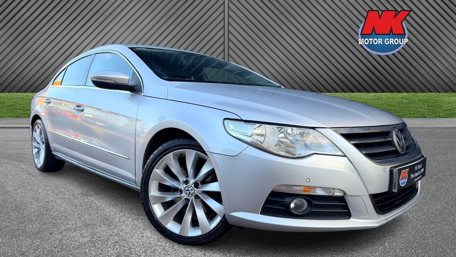 Used Volkswagen Passat 2010 for sale - 76372808: Photo 1