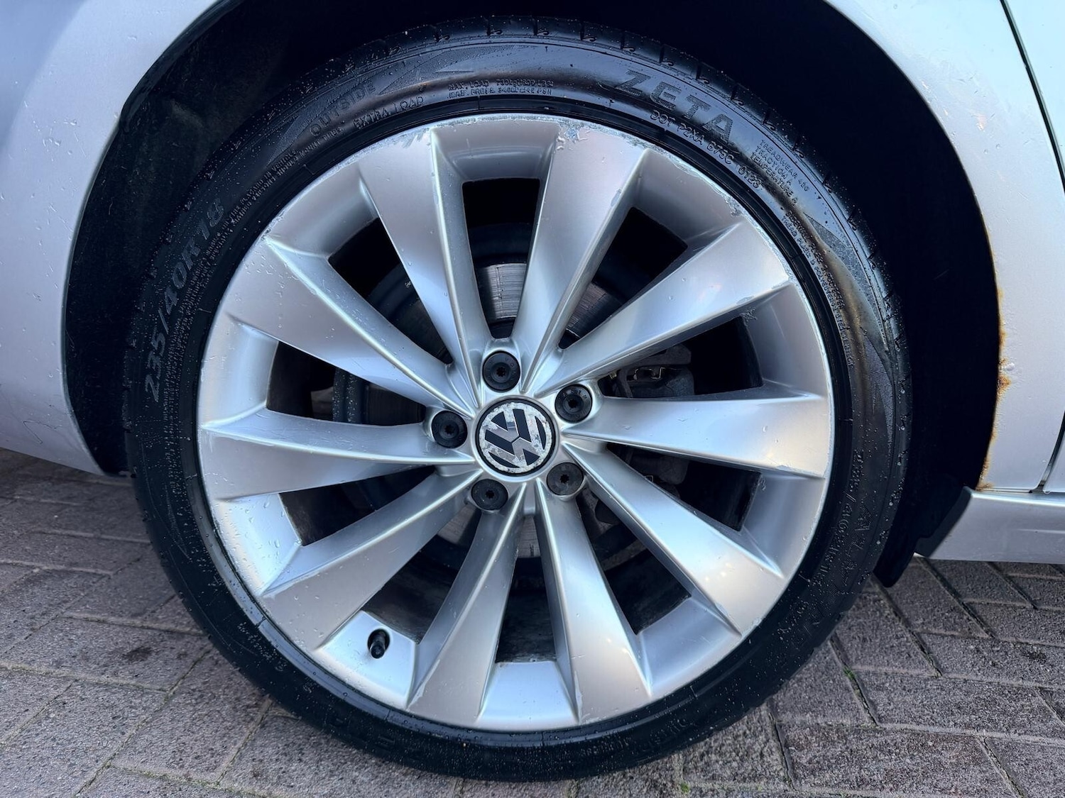 Used Volkswagen Passat 2010 for sale - 76372808: Photo 16
