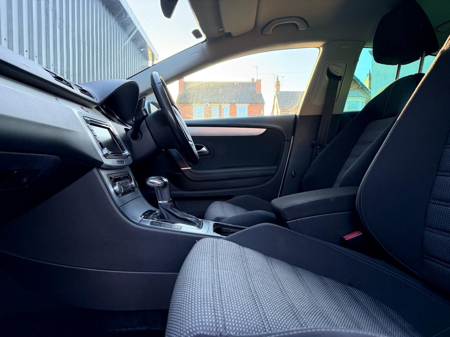 Used Volkswagen Passat 2010 for sale - 76372808: Photo 29