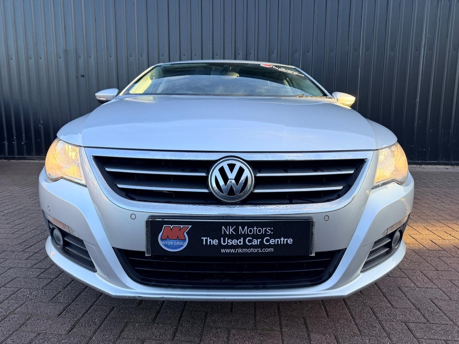 Used Volkswagen Passat 2010 for sale - 76372808: Photo 4