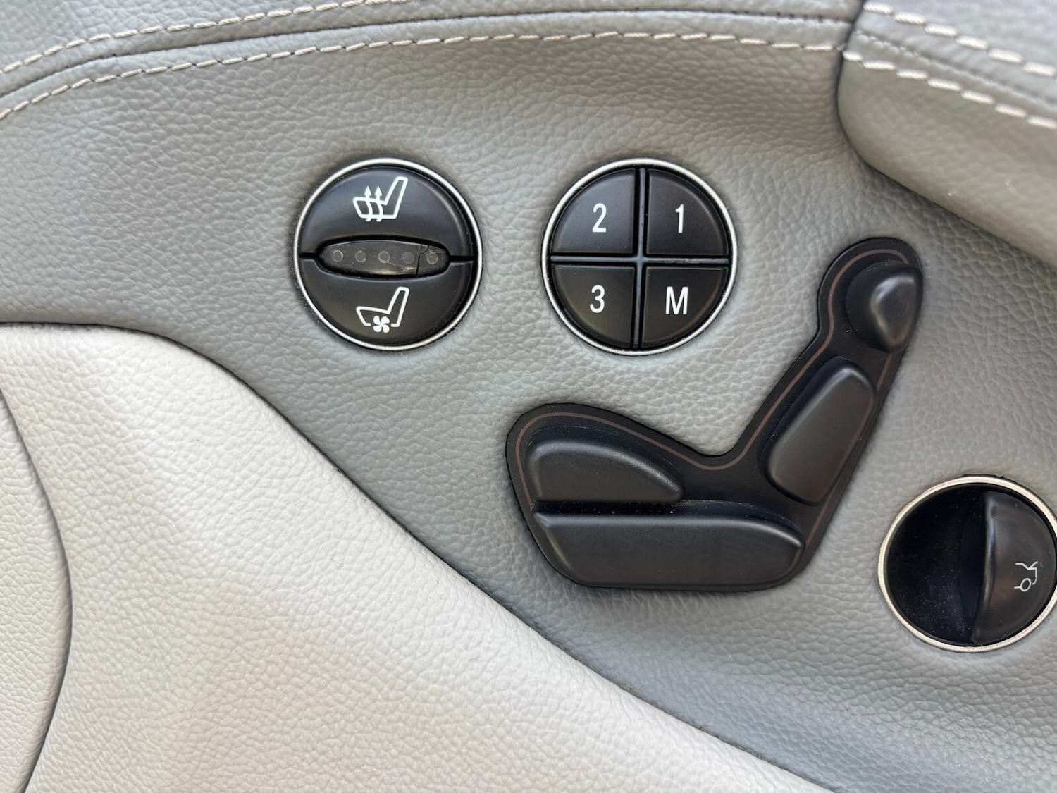 Used Mercedes-Benz S Class 2002 for sale - 76593632: Photo 35