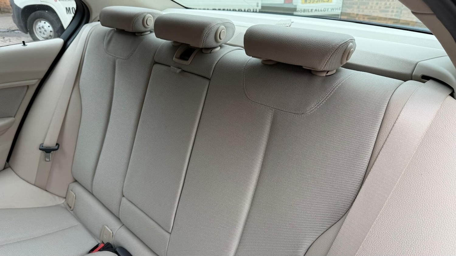 Used BMW 3 Series 2012 for sale - 76623598: Photo 29