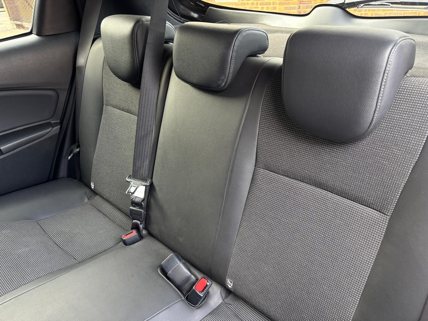 Used Toyota Yaris 2018 for sale - 76161469: Photo 22