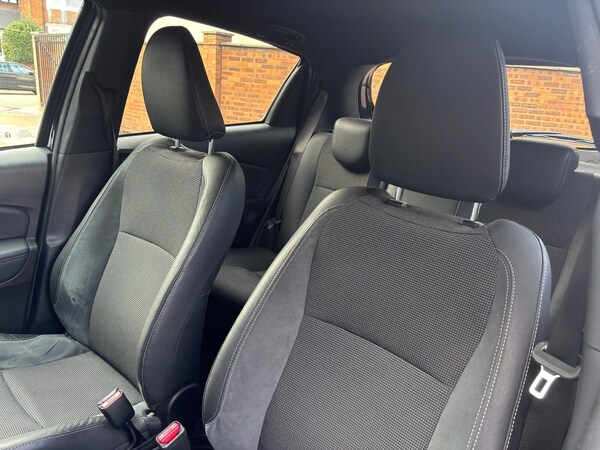Used Toyota Yaris 2018 for sale - 76161469: Photo 28