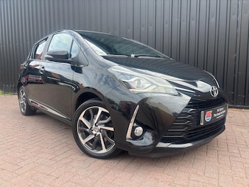 Used Toyota Yaris 2018 for sale - 76161469: Photo 2