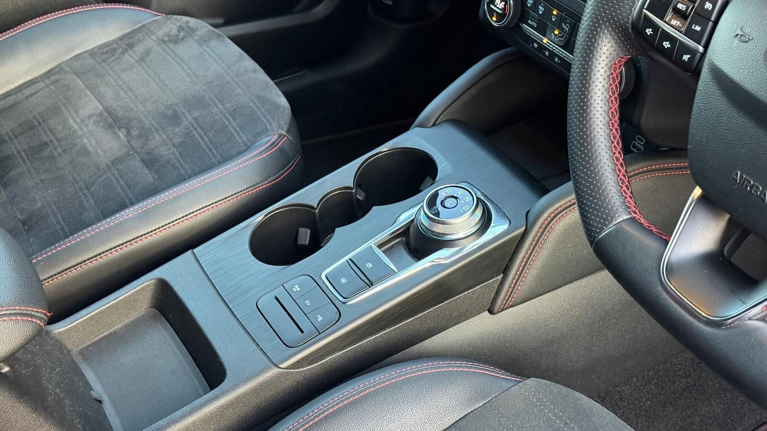 Used Ford Kuga 2022 for sale - 76575247: Photo 21