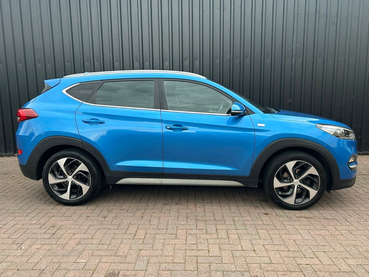 Used Hyundai TUCSON 2017 for sale - 76487261: Photo 5