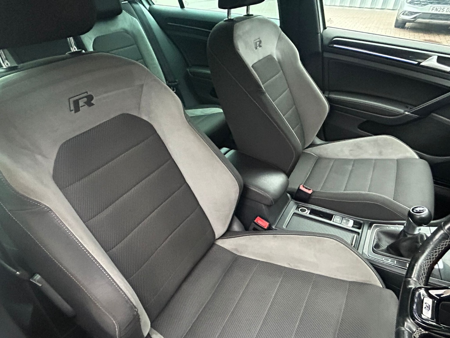 Used Volkswagen Golf 2015 for sale - 76766063: Photo 16