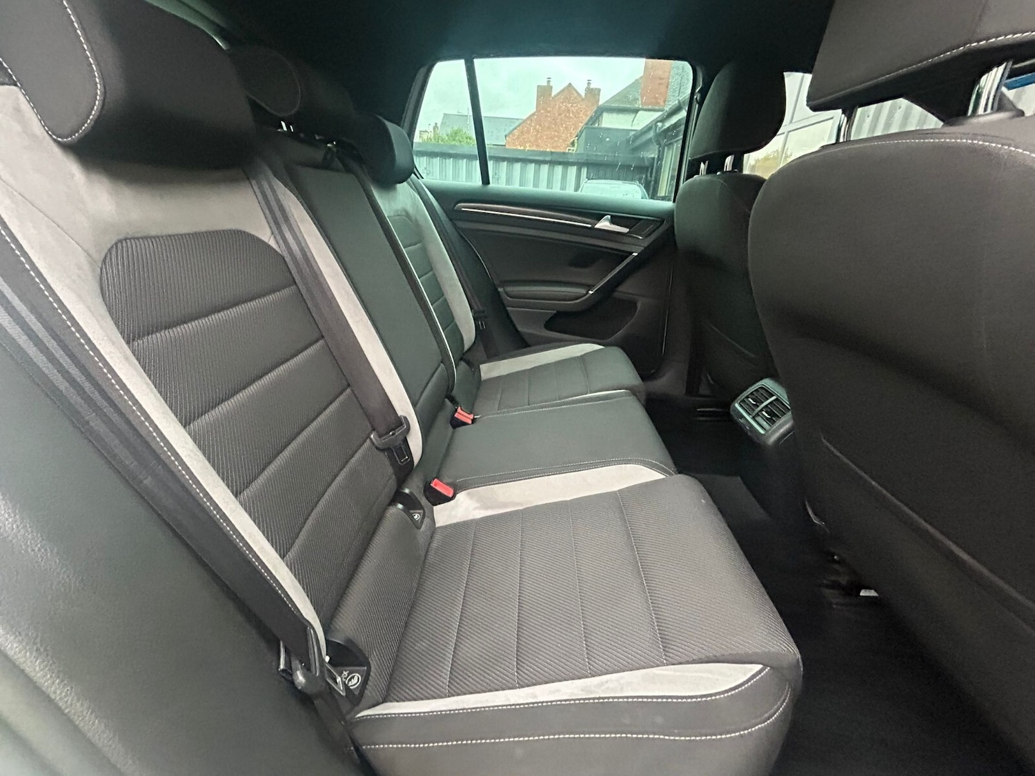 Used Volkswagen Golf 2015 for sale - 76766063: Photo 20