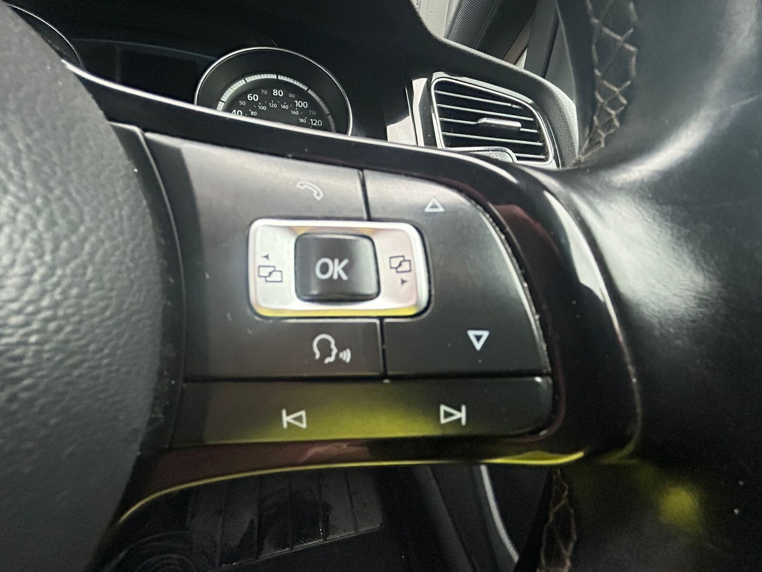 Used Volkswagen Golf 2015 for sale - 76766063: Photo 28