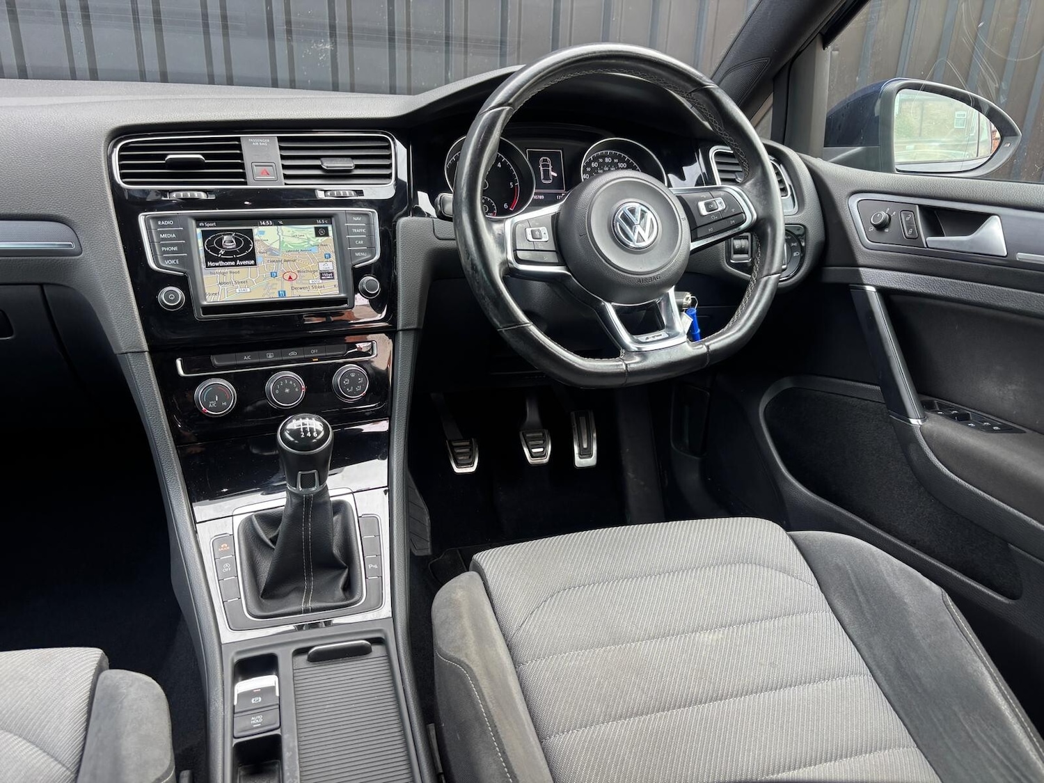 Used Volkswagen Golf 2016 for sale - 76908032: Photo 26