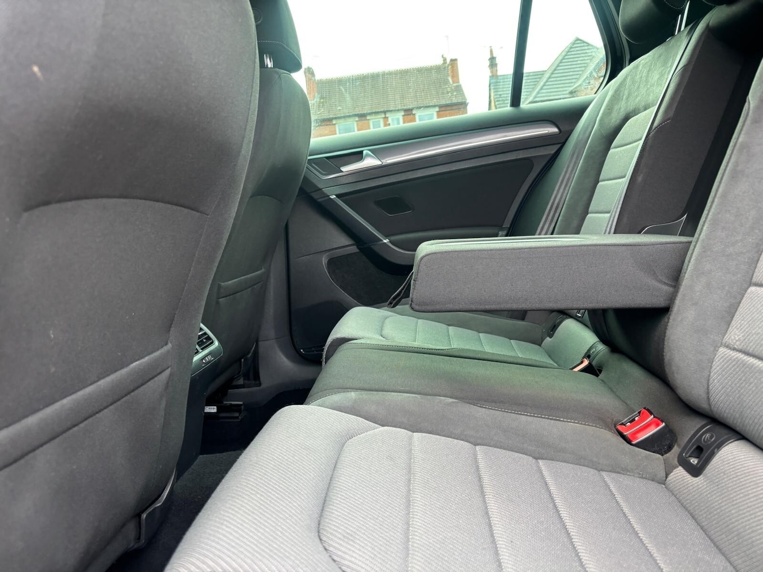 Used Volkswagen Golf 2016 for sale - 76908032: Photo 28