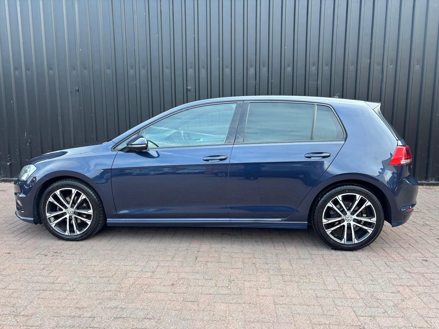 Used Volkswagen Golf 2016 for sale - 76908032: Photo 5