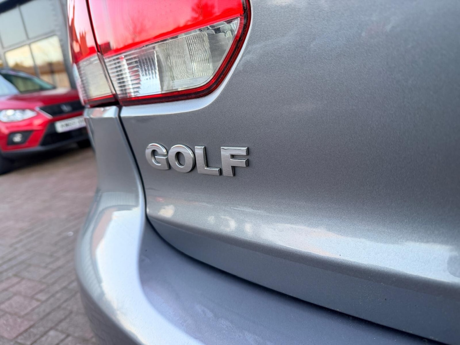 Used Volkswagen Golf 2010 for sale - 76372771: Photo 10