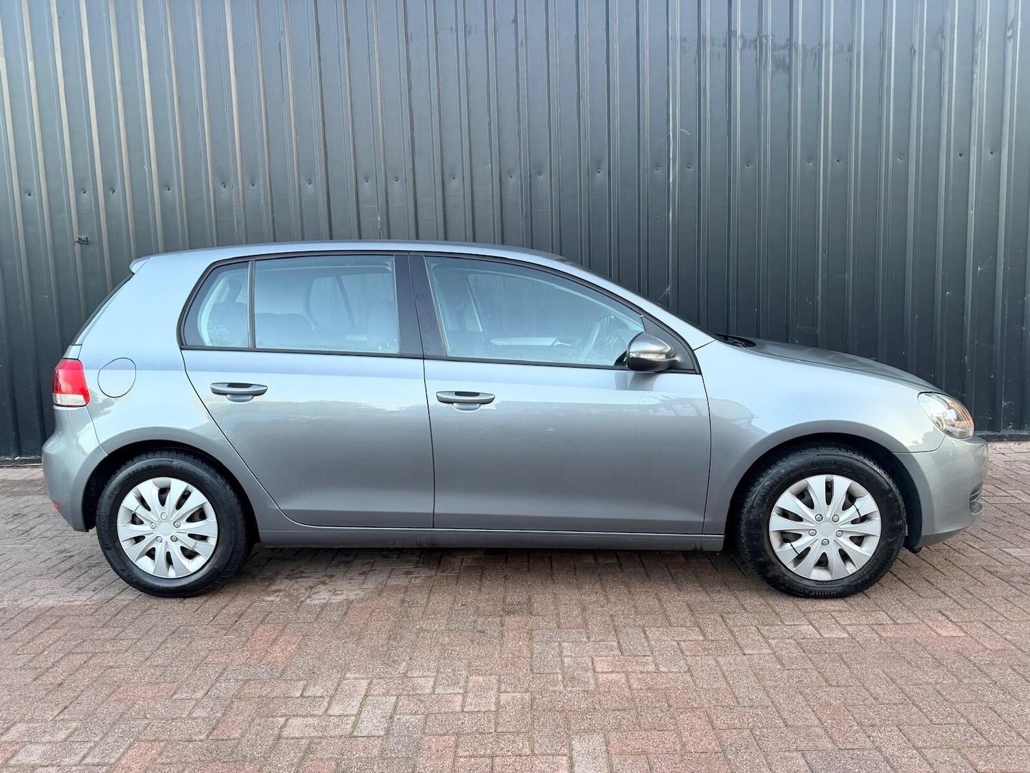 Used Volkswagen Golf 2010 for sale - 76372771: Photo 13