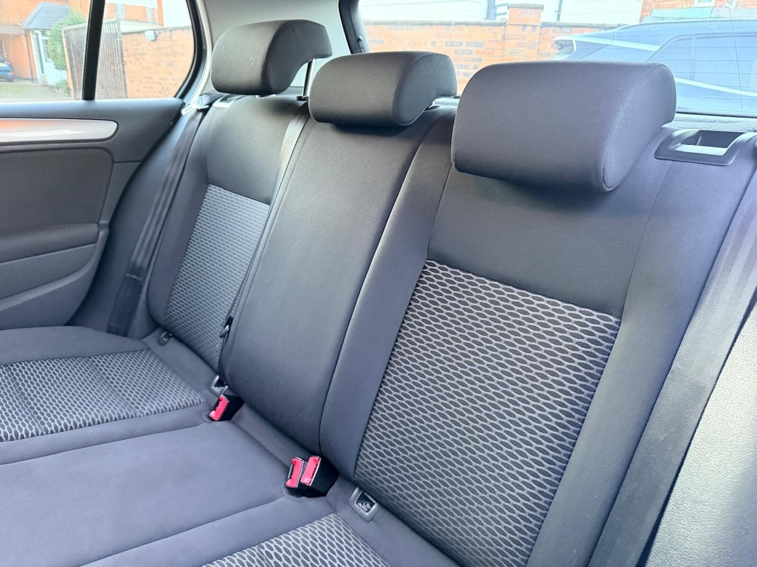 Used Volkswagen Golf 2010 for sale - 76372771: Photo 19