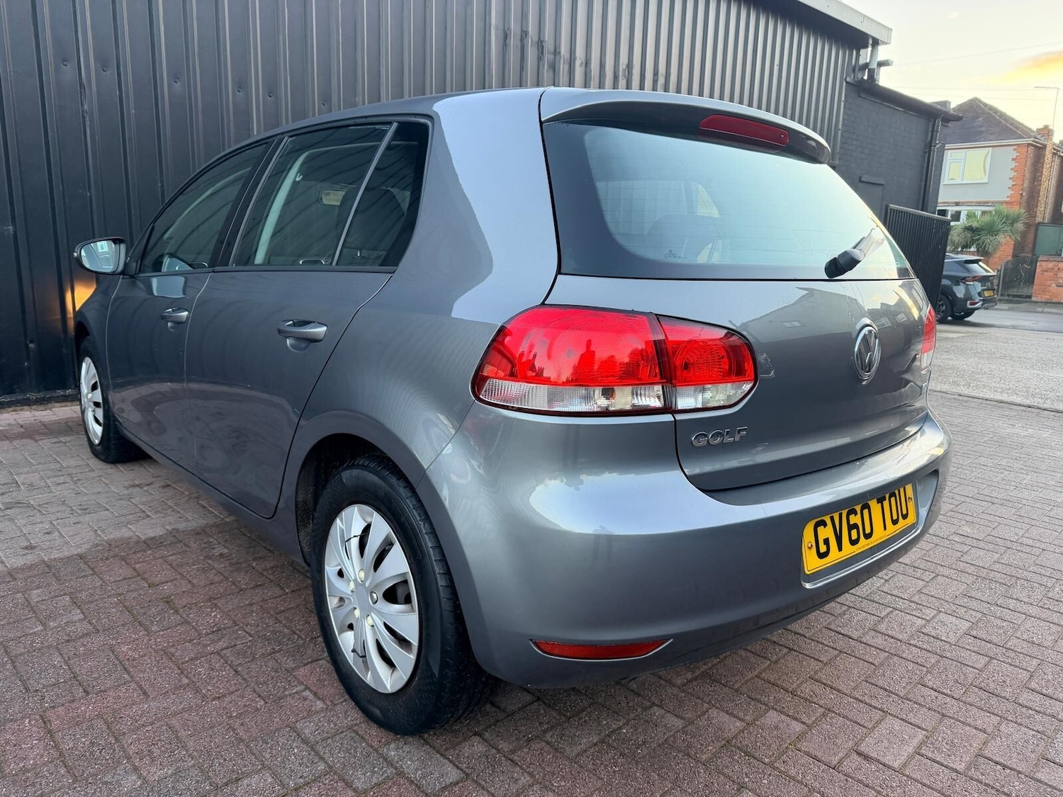 Used Volkswagen Golf 2010 for sale - 76372771: Photo 7