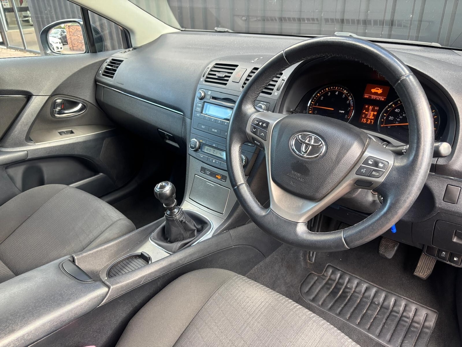 Used Toyota Avensis 2009 for sale - 76033740: Photo 34