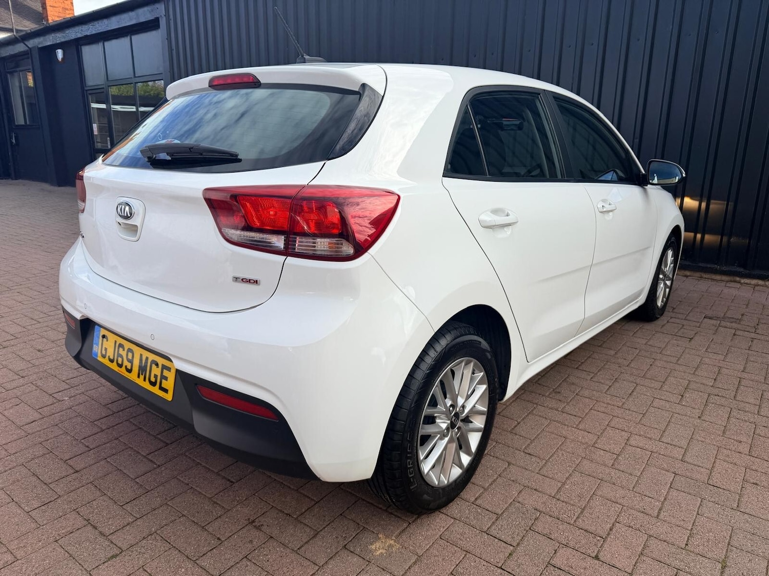 Used Kia Rio 2019 for sale - 76361764: Photo 14