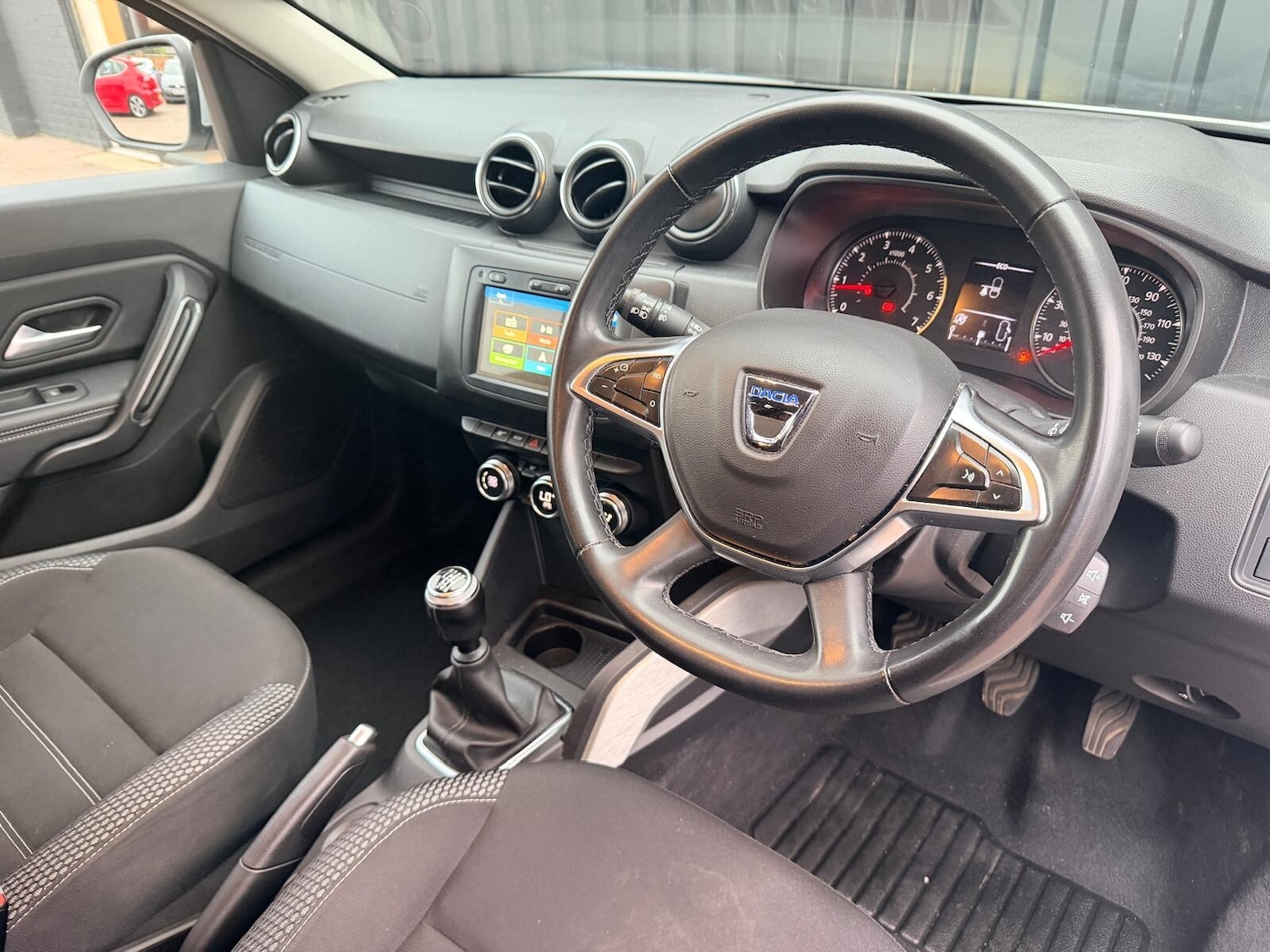 Used Dacia Duster 2020 for sale - 76366520: Photo 31