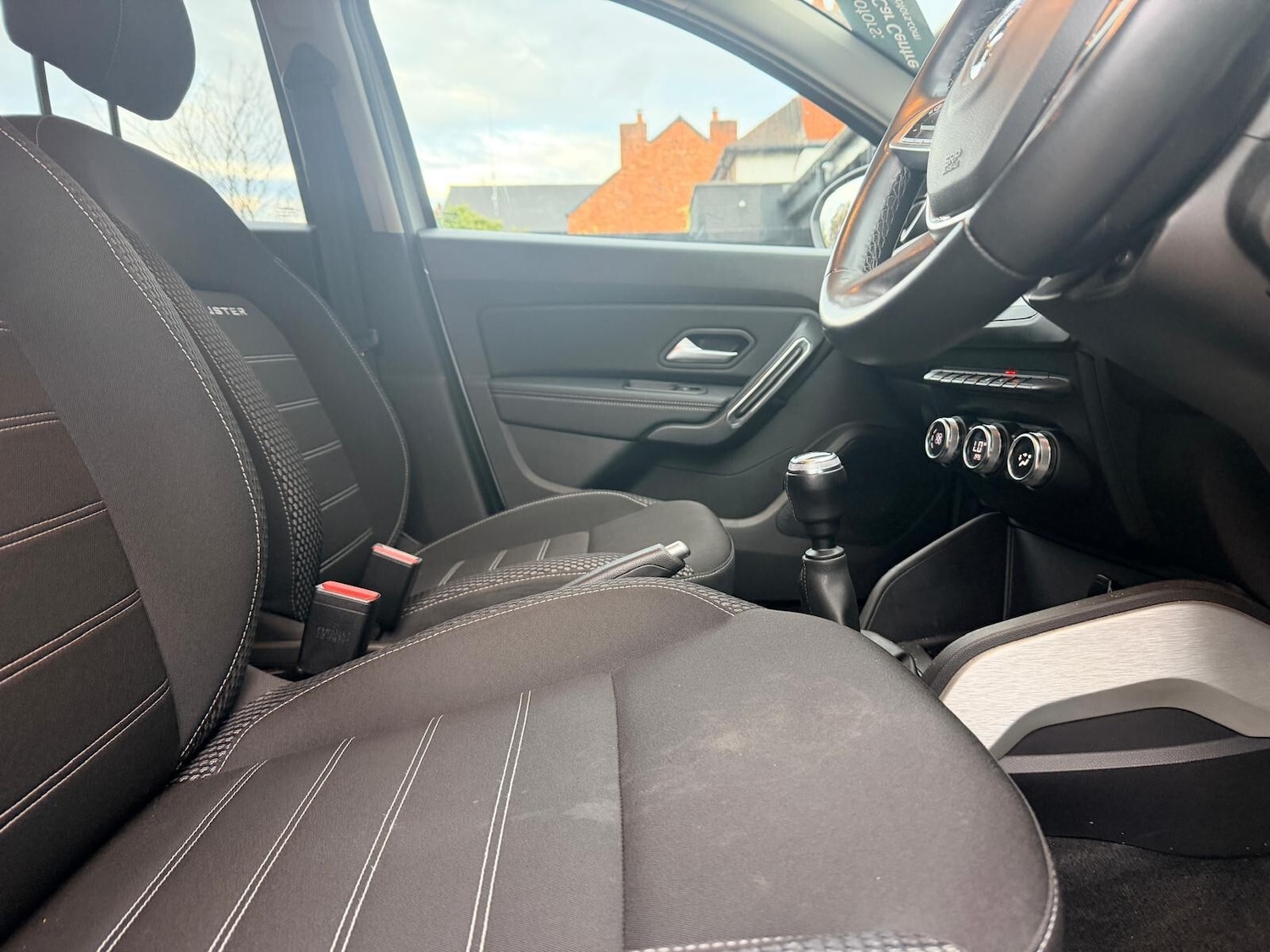 Used Dacia Duster 2020 for sale - 76366520: Photo 35