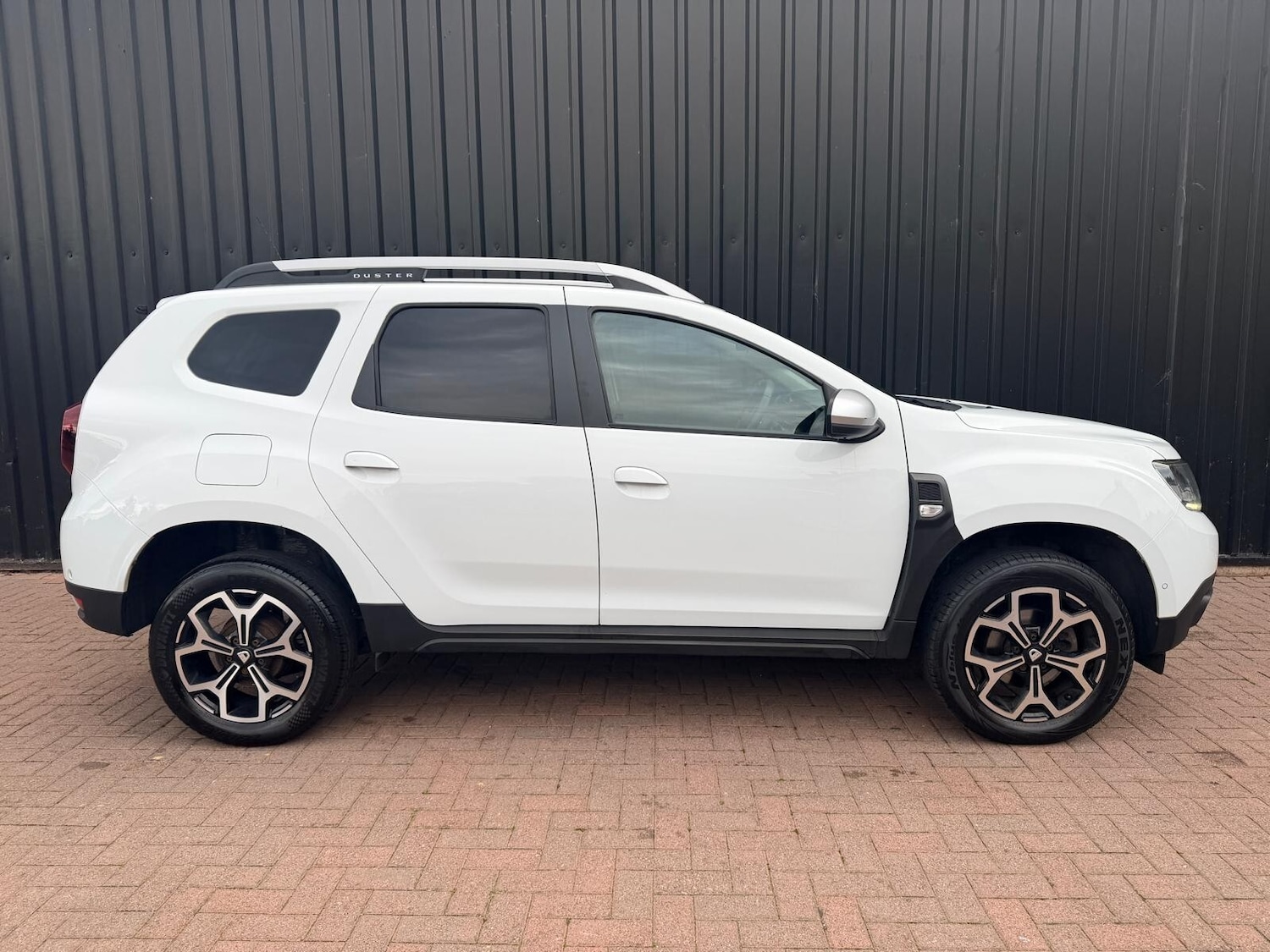 Used Dacia Duster 2020 for sale - 76366520: Photo 6