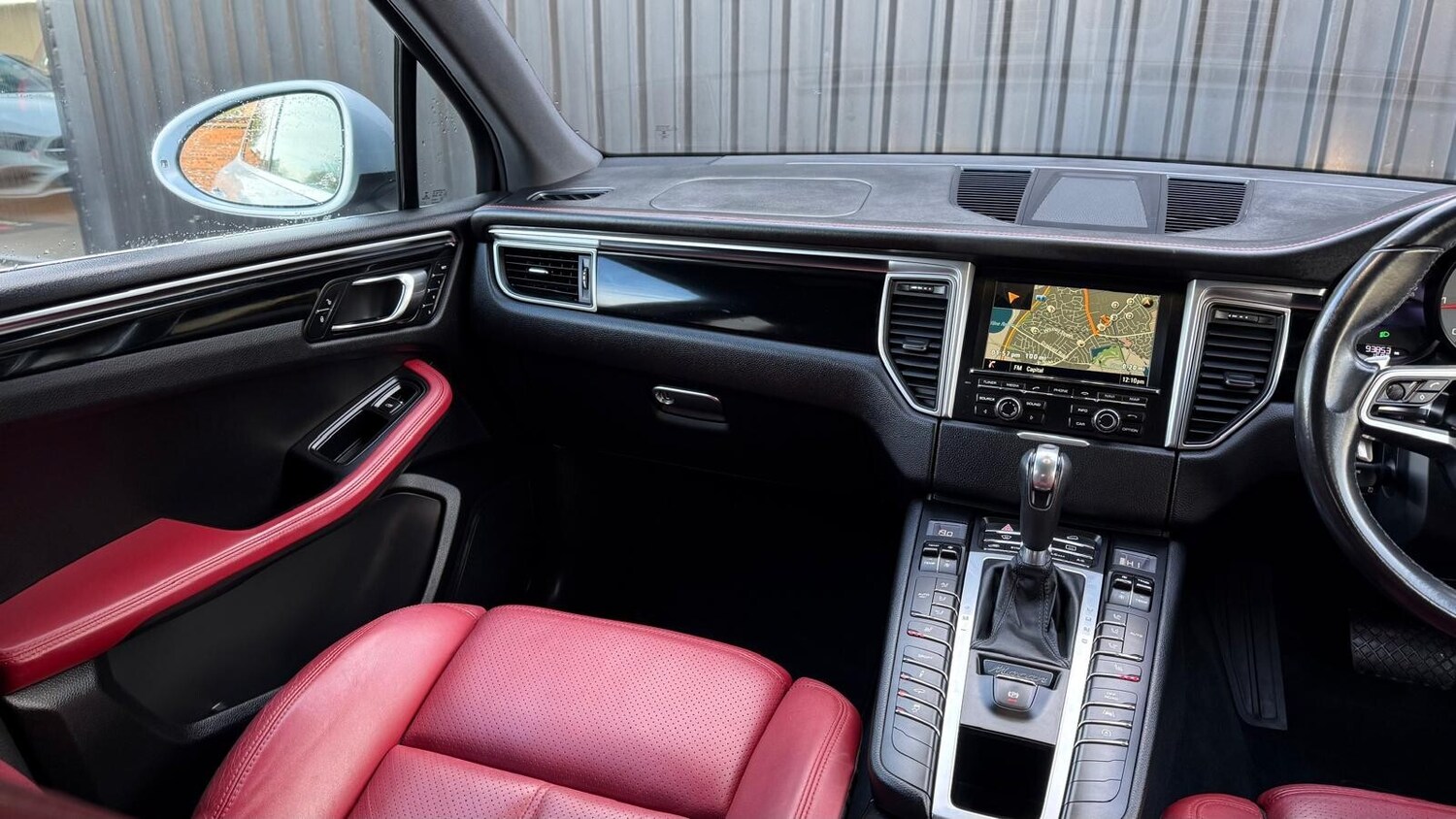 Used Porsche Macan 2015 for sale - 76834937: Photo 26