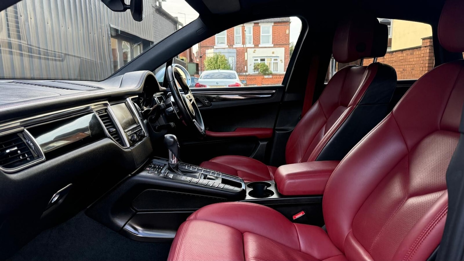 Used Porsche Macan 2015 for sale - 76834937: Photo 28