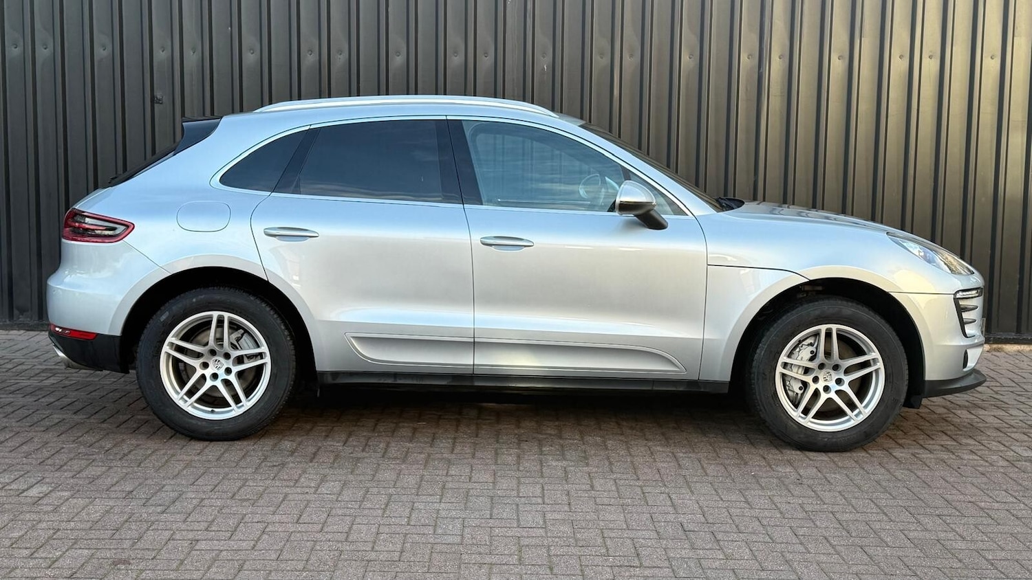 Used Porsche Macan 2015 for sale - 76834937: Photo 6