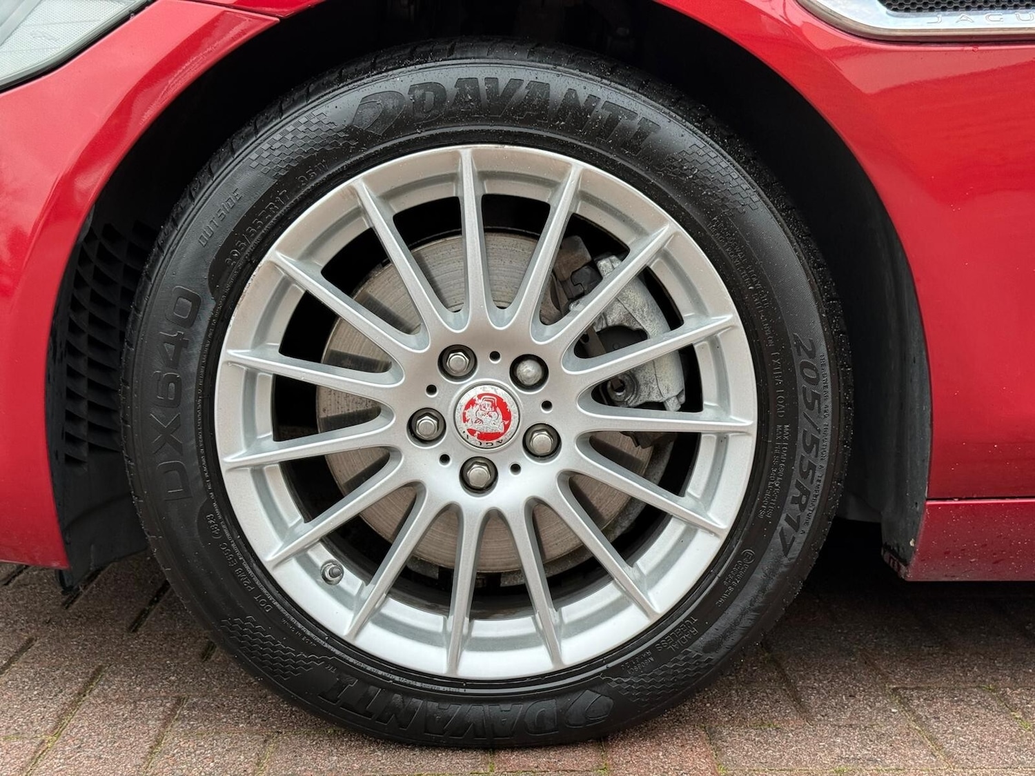 Used Jaguar XE 2016 for sale - 76458865: Photo 17