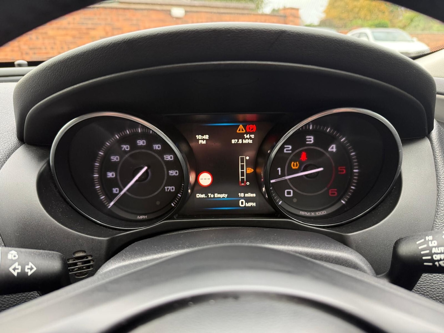 Used Jaguar XE 2016 for sale - 76458865: Photo 24