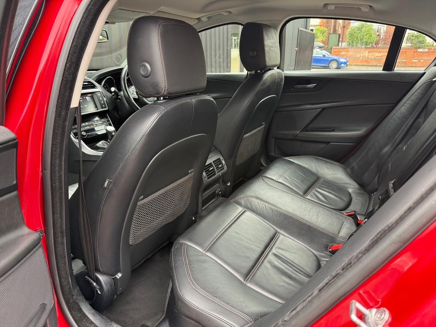 Used Jaguar XE 2016 for sale - 76458865: Photo 34