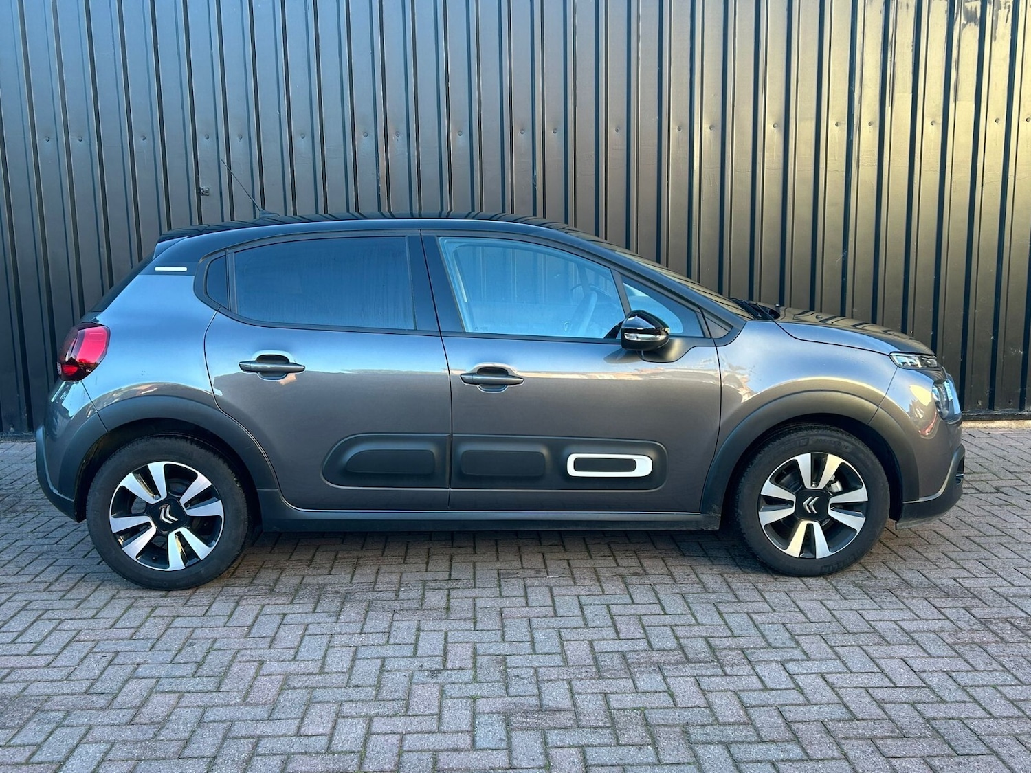 Used Citroen C3 2024 for sale - 76696529: Photo 3