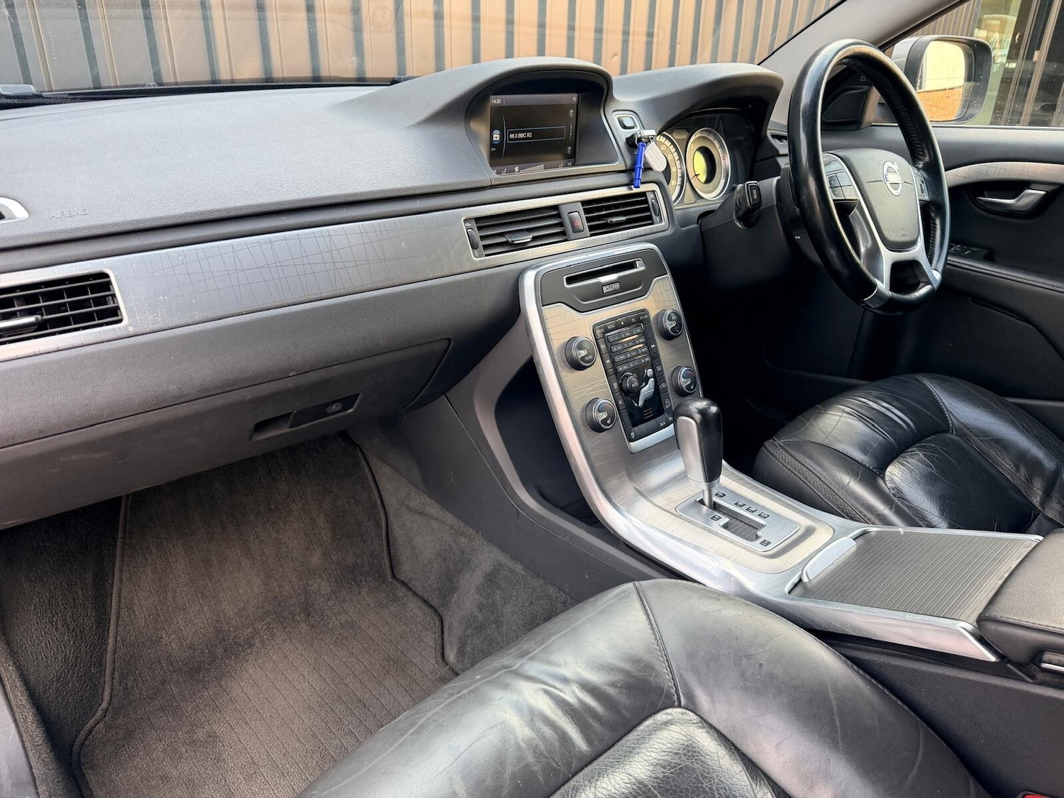 Used Volvo XC70 2011 for sale - 76361852: Photo 29