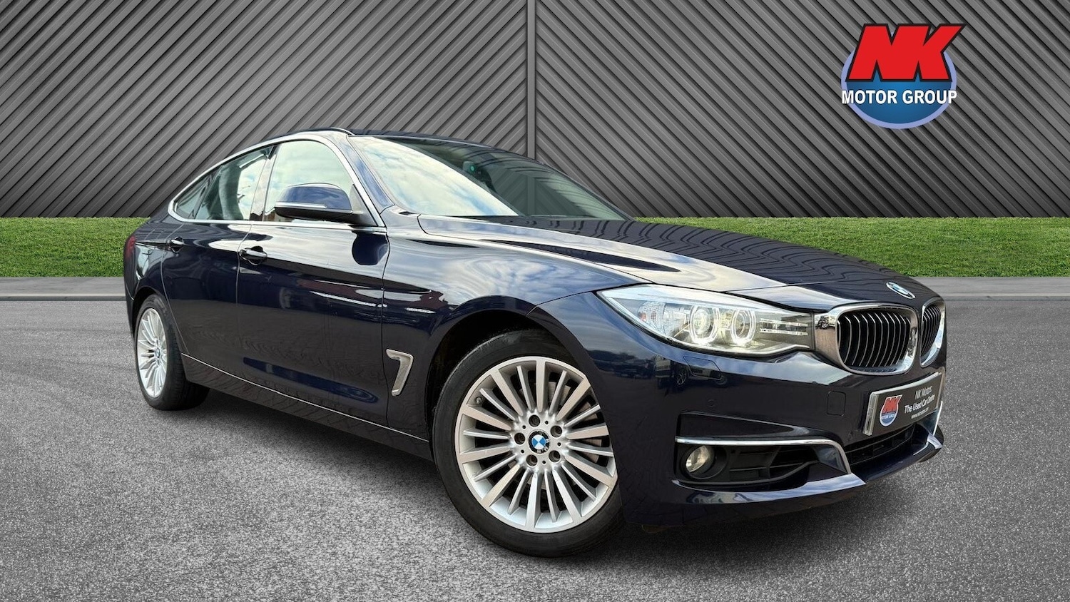 Used BMW 3 Series 2015 for sale - 76623512: Photo 1