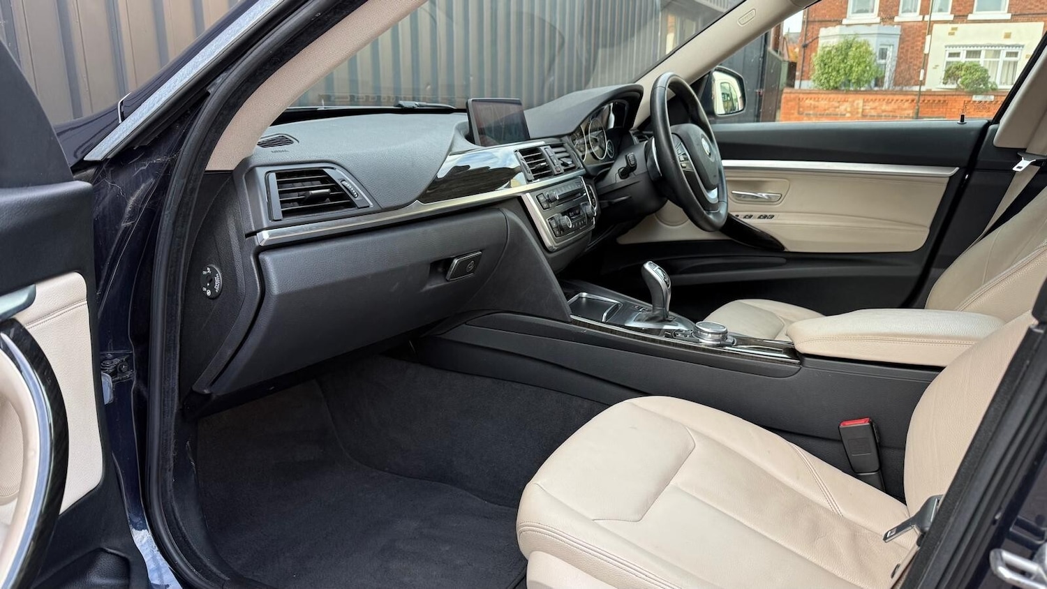 Used BMW 3 Series 2015 for sale - 76623512: Photo 24