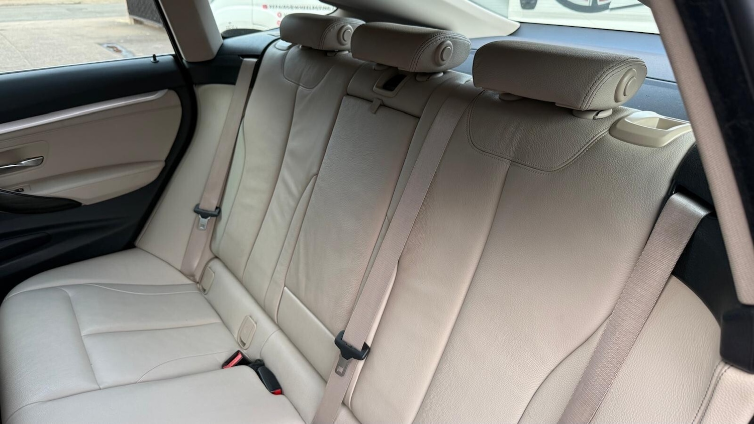 Used BMW 3 Series 2015 for sale - 76623512: Photo 30