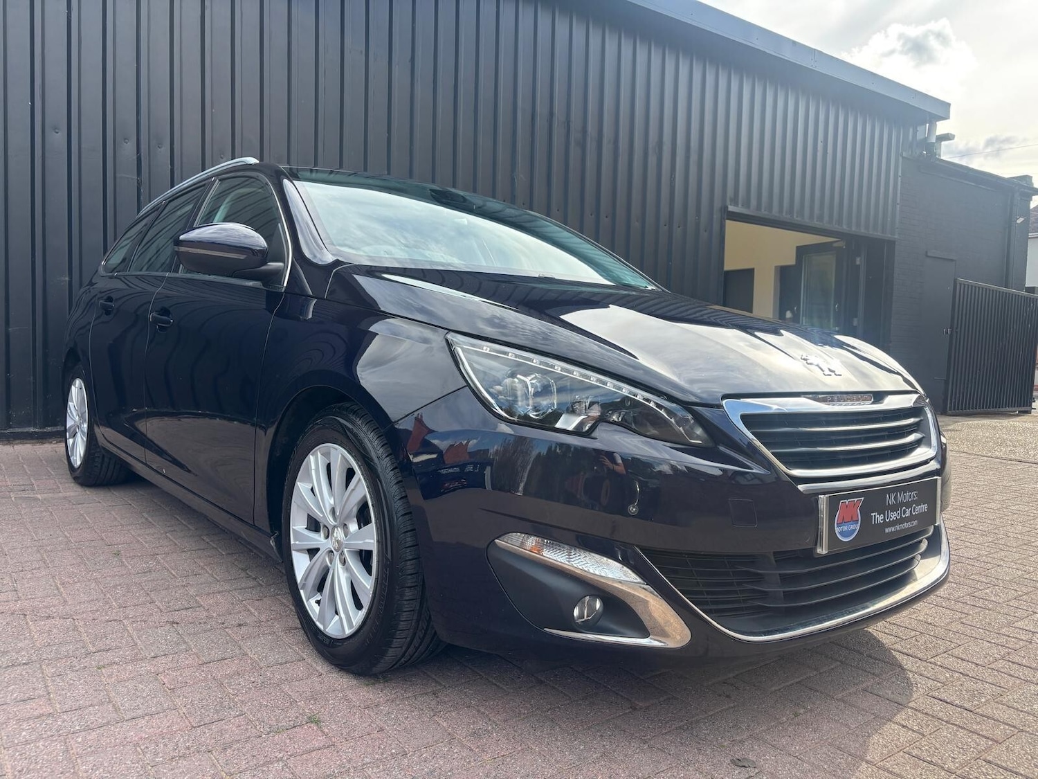 Used Peugeot 308 2016 for sale - 76602961: Photo 2