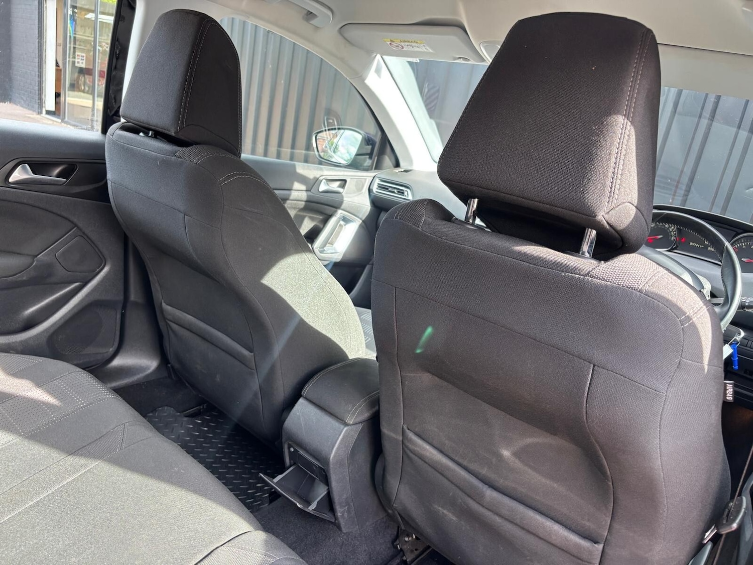 Used Peugeot 308 2016 for sale - 76602961: Photo 20