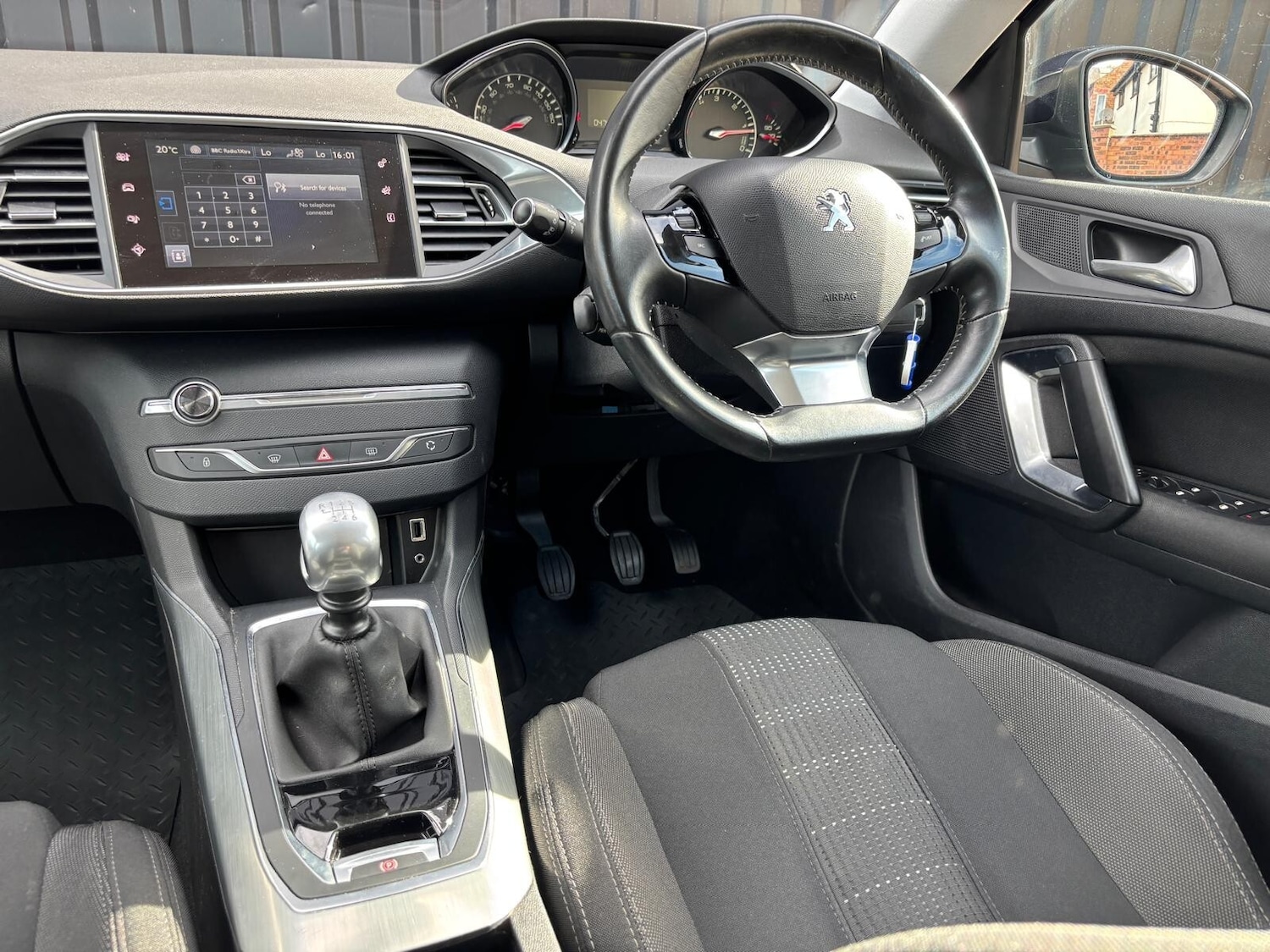 Used Peugeot 308 2016 for sale - 76602961: Photo 24