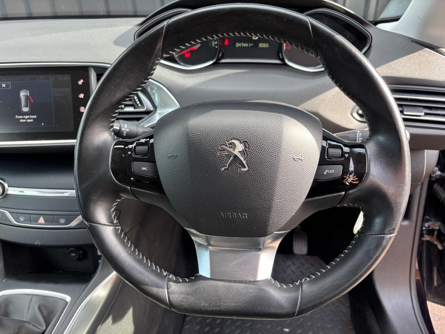 Used Peugeot 308 2016 for sale - 76602961: Photo 36