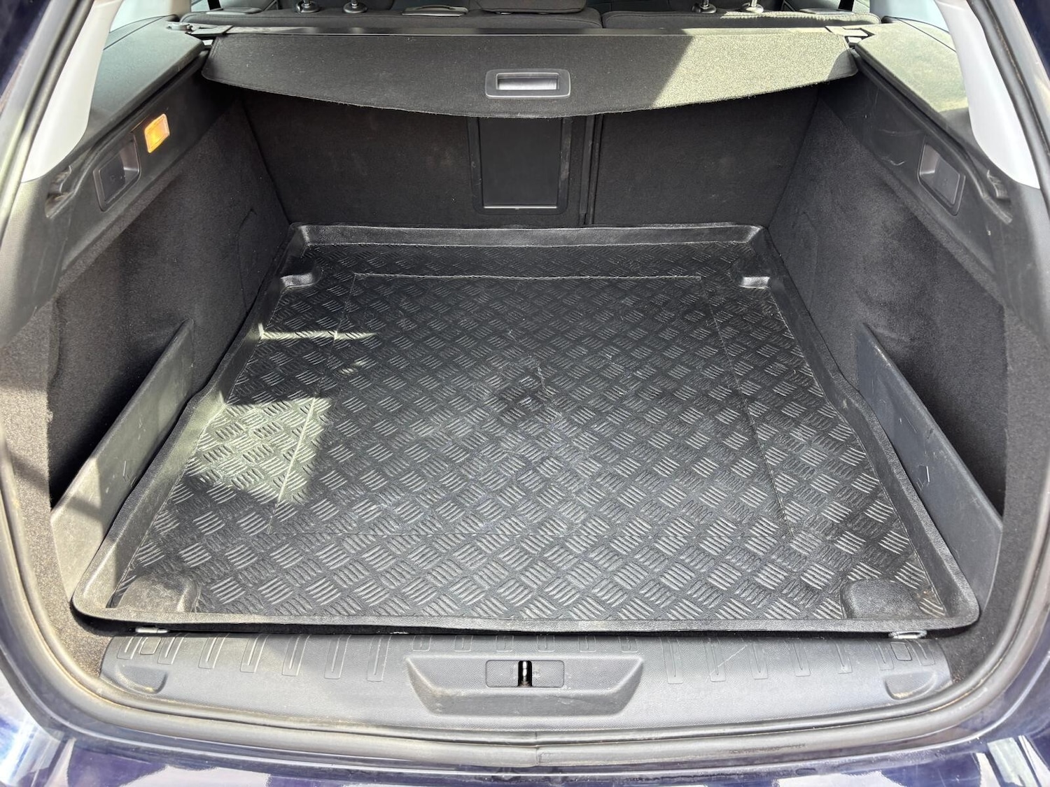 Used Peugeot 308 2016 for sale - 76602961: Photo 9