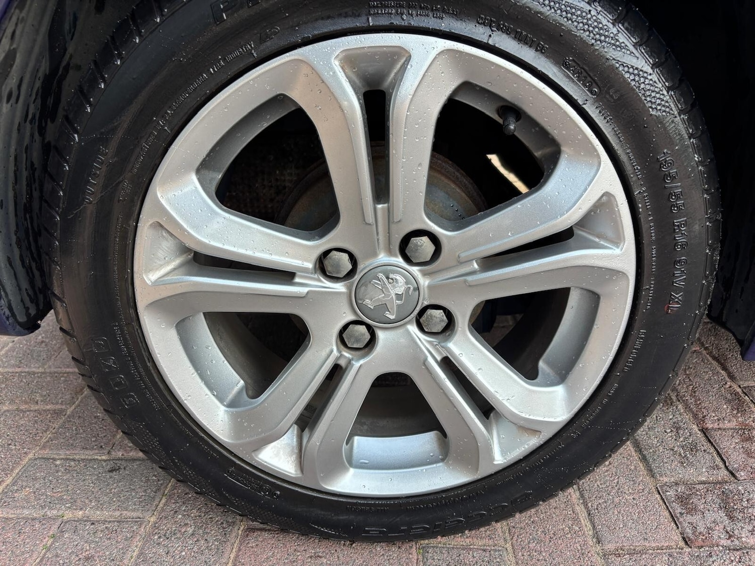 Used Peugeot 208 2013 for sale - 76428177: Photo 14