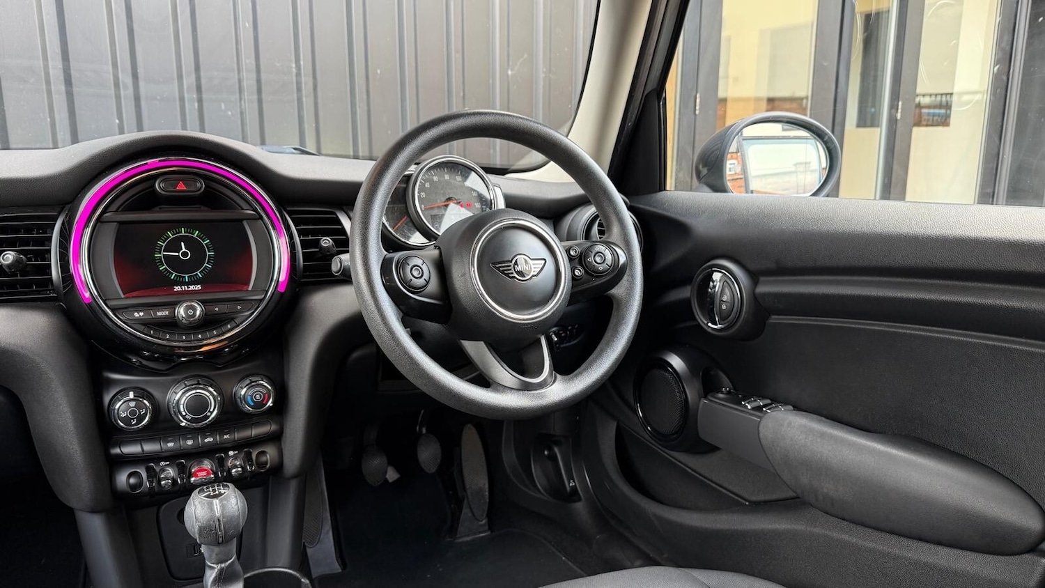 Used MINI Hatch 2018 for sale - 76684056: Photo 18