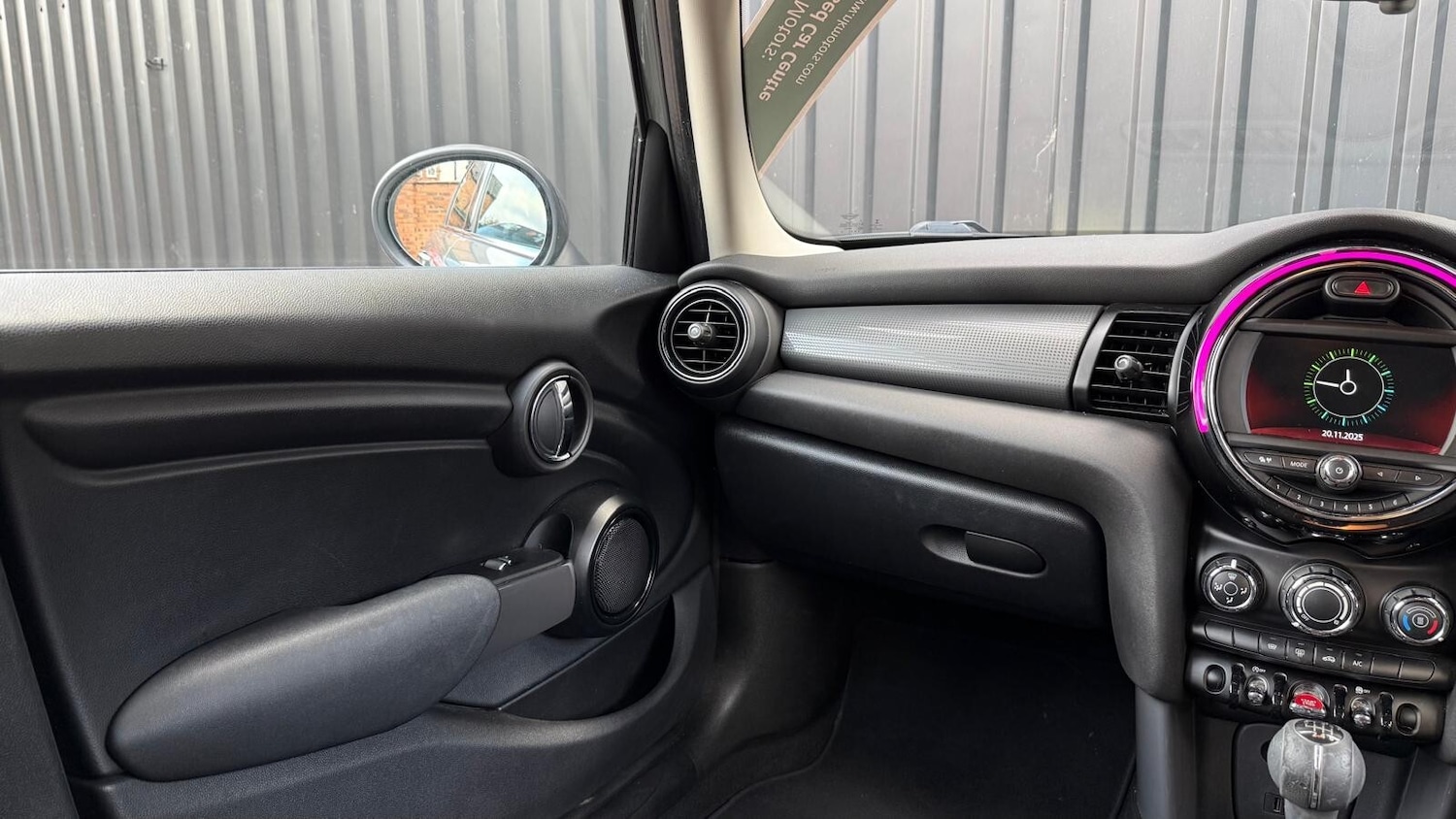 Used MINI Hatch 2018 for sale - 76684056: Photo 23