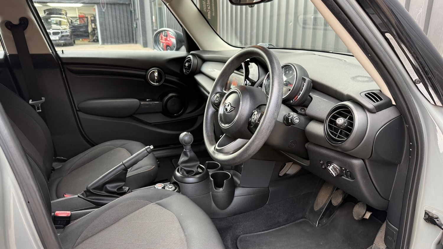 Used MINI Hatch 2018 for sale - 76684056: Photo 26