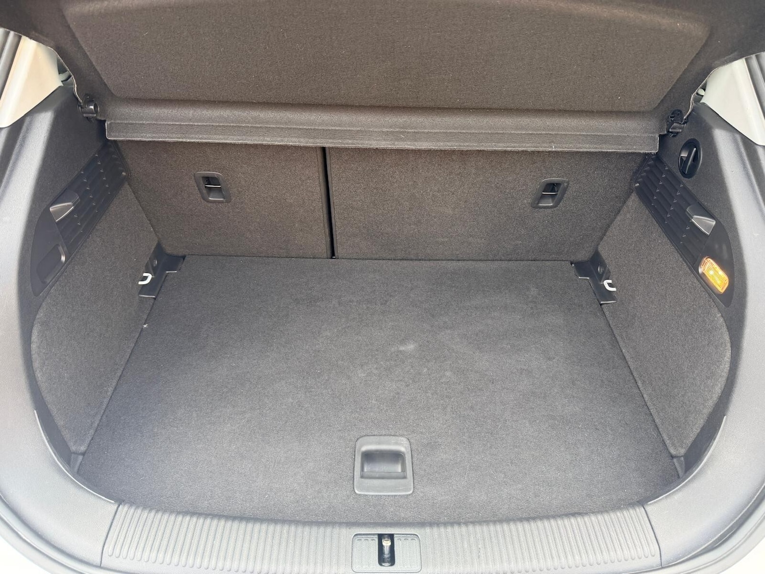 Used Audi A1 2014 for sale - 76442049: Photo 23