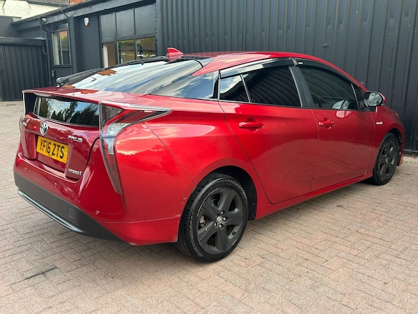 Used Toyota Prius 2016 for sale - 76140441: Photo 10