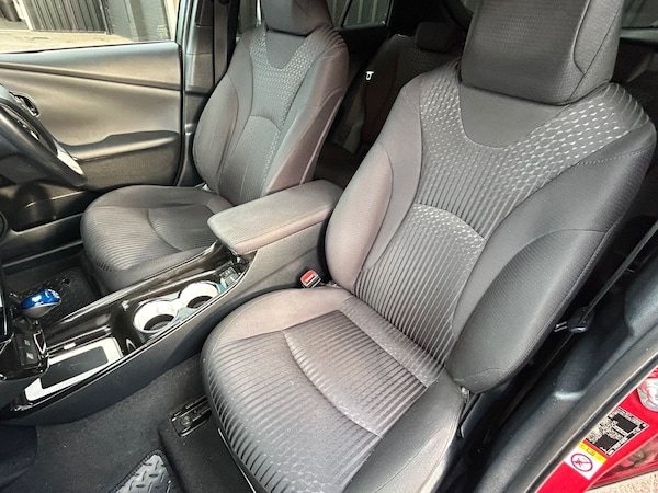 Used Toyota Prius 2016 for sale - 76140441: Photo 18