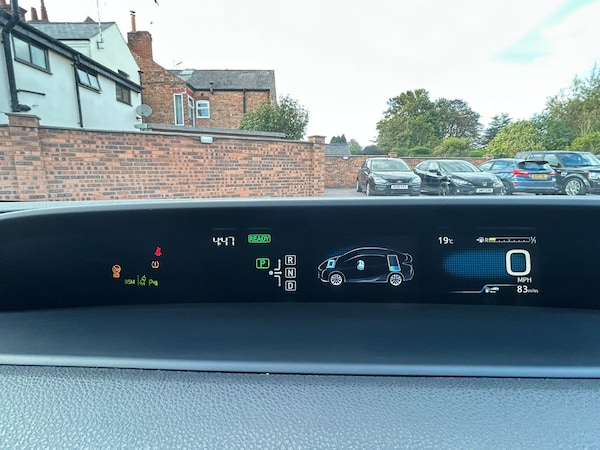Used Toyota Prius 2016 for sale - 76140441: Photo 29